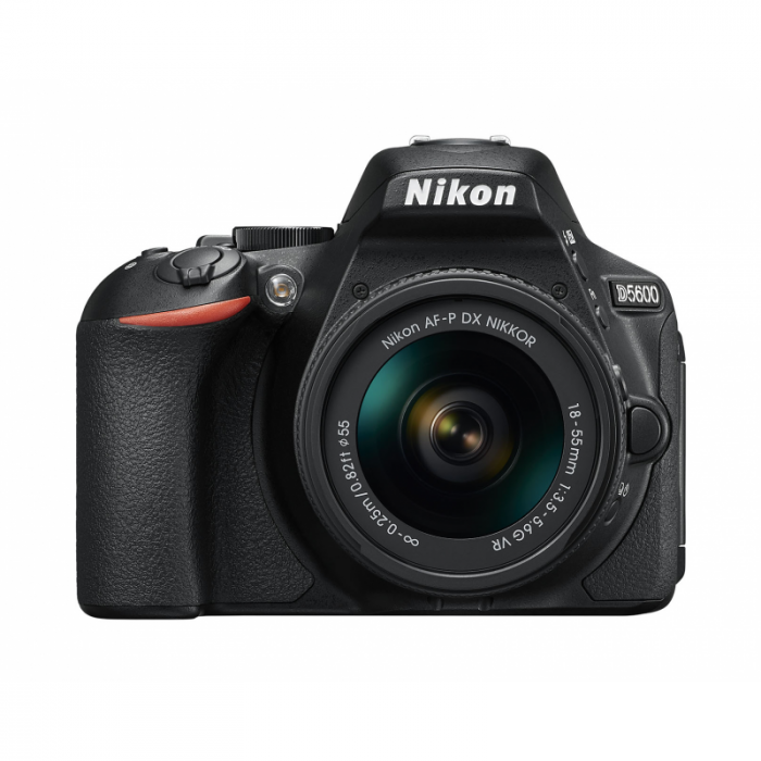Fotocamera Nikon D5600 + 18-55mm VR AF-P PRONTA CONSEGNA