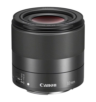 Obiettivo Canon EF-M 32mm f/1.4 STM per EOS M