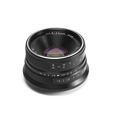 Obiettivo 7Artisans 25mm F1.8 per fotocamere mirrorless Fuji X