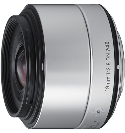 Obiettivo Sigma 19mm F2.8 DN Art Silver attacco micro quattro terzi
