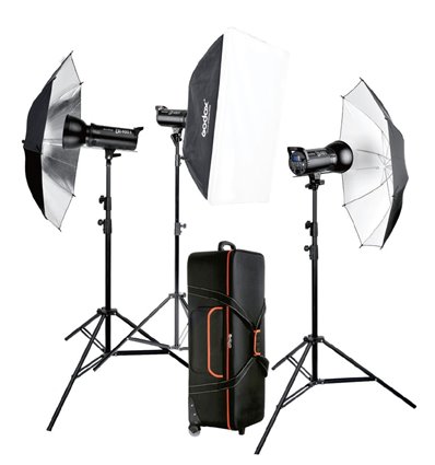 Godox DSII kit flash da studio (2x DS300II da 300w + 1x DS400II da 400w) + accessori