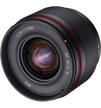 Obiettivo Samyang AF 12mm f/2 per mirrorless Sony E