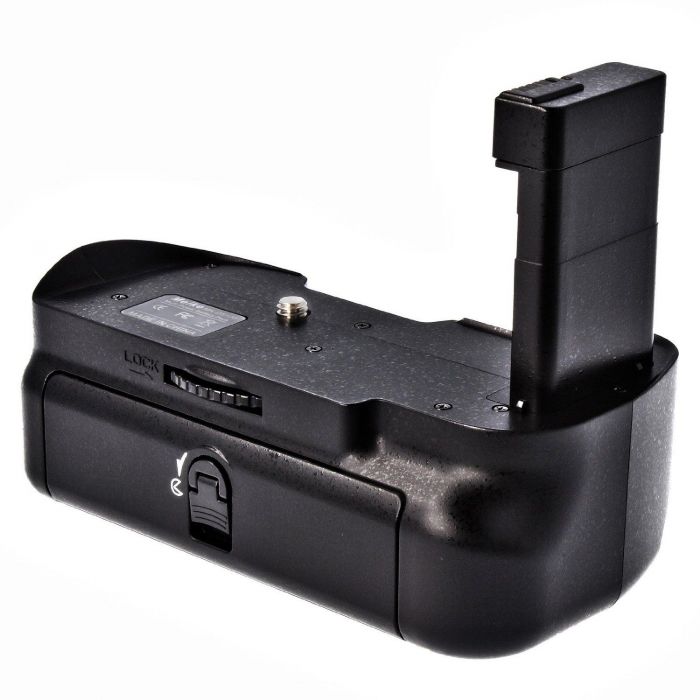 Meike MK-D5100 x Nikon D5100 Battery Grip Impugnatura