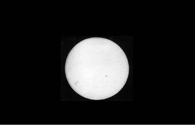La prima fotografia del sole